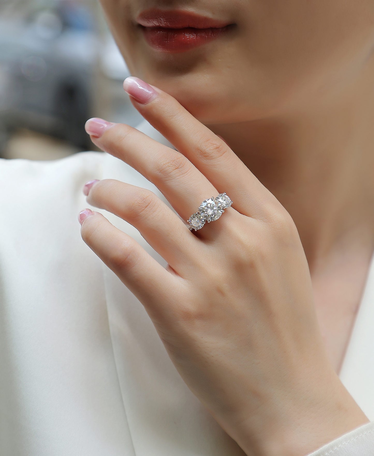 Three Shining Stars - A Fashionable And Luxurious Jewelry Piece Set With 3-carat Moissanite S925 Sterling Silver And Platinum-plated Diamond